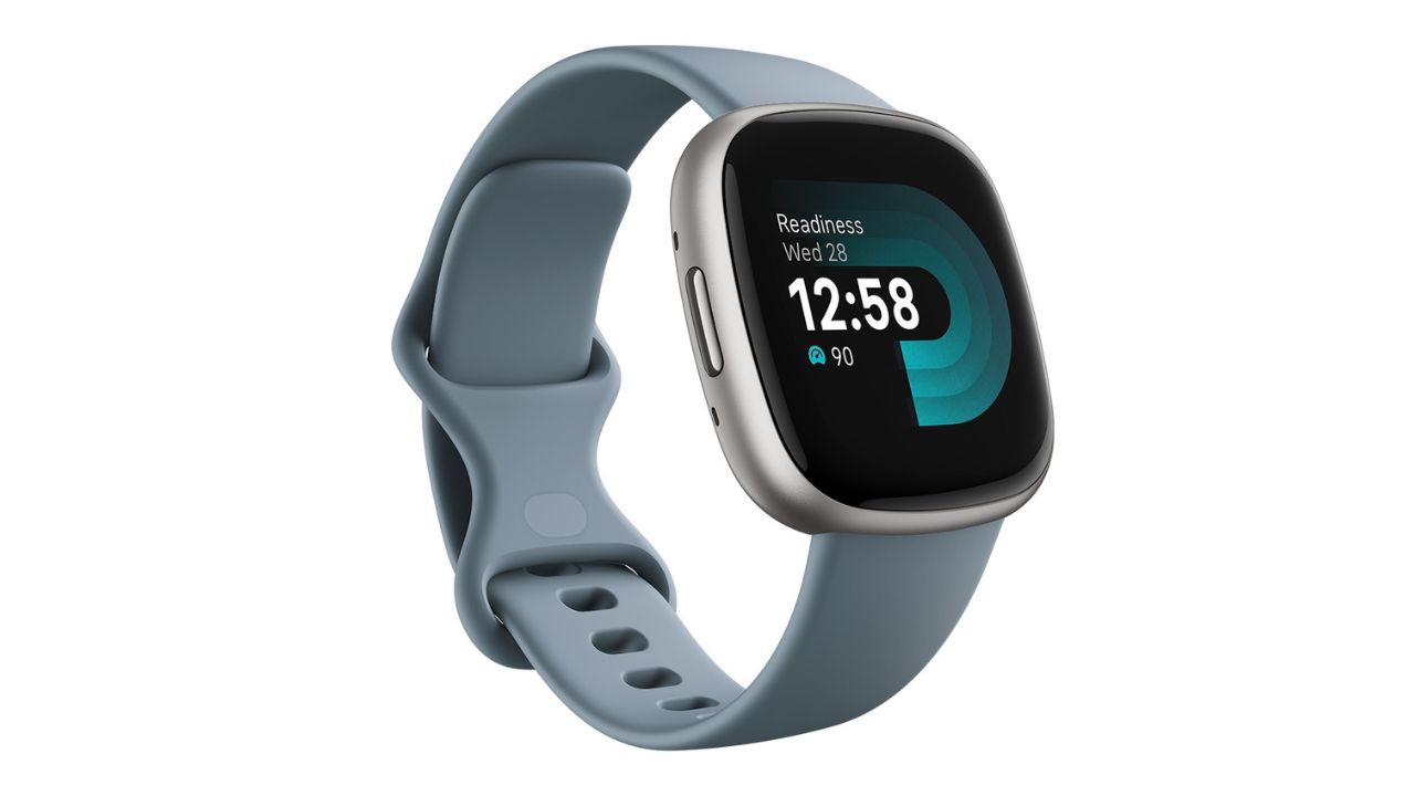 FitbitVersa 4 Fitness Watch