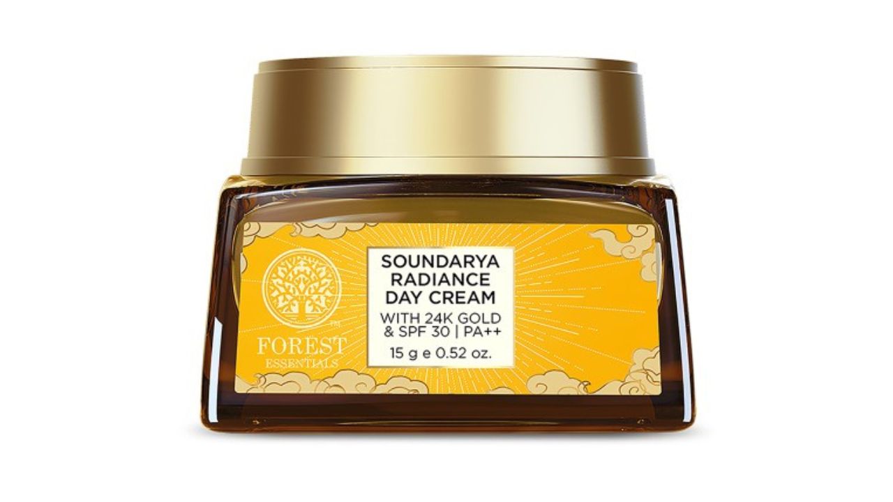 Forest Essentials Soundarya Anti Aging Radiance Cream With 24K Gold & SPF30