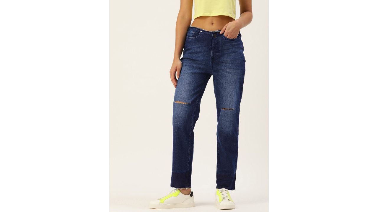 Forever 21 Slash Knee Light Fade Stretchable Jeans