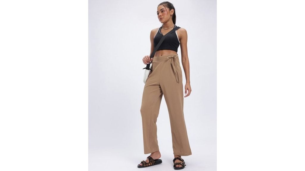 Glitchez Women Pleated Straight Fit Trousers