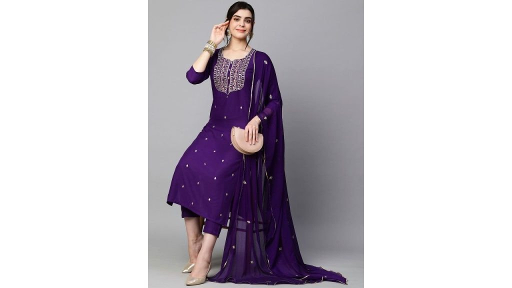 GoSriKi Floral Embroidered Regular Kurta With Trousers & Dupatta