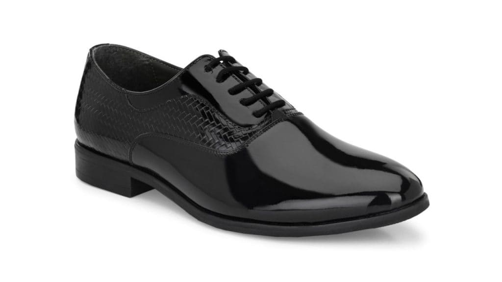 House of Pataudi Men Textured Formal Oxfords