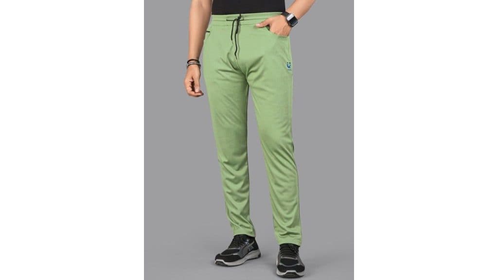 Isuel Fab High-Rise Relaxed Fit Track Pant