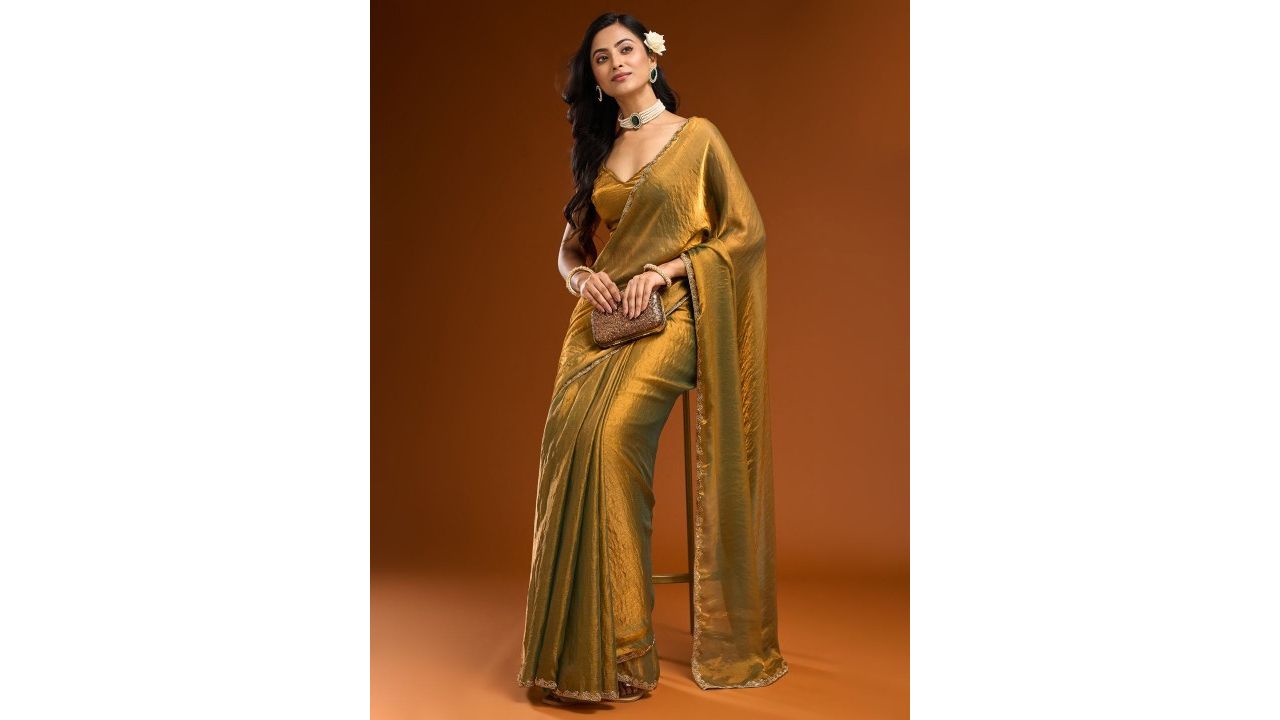 Kasee Solid Beads and Stones Saree