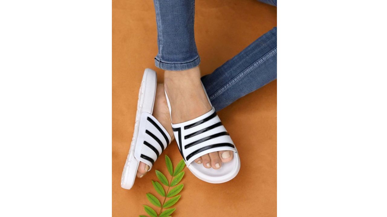 Kook N Keech Men Striped Sliders