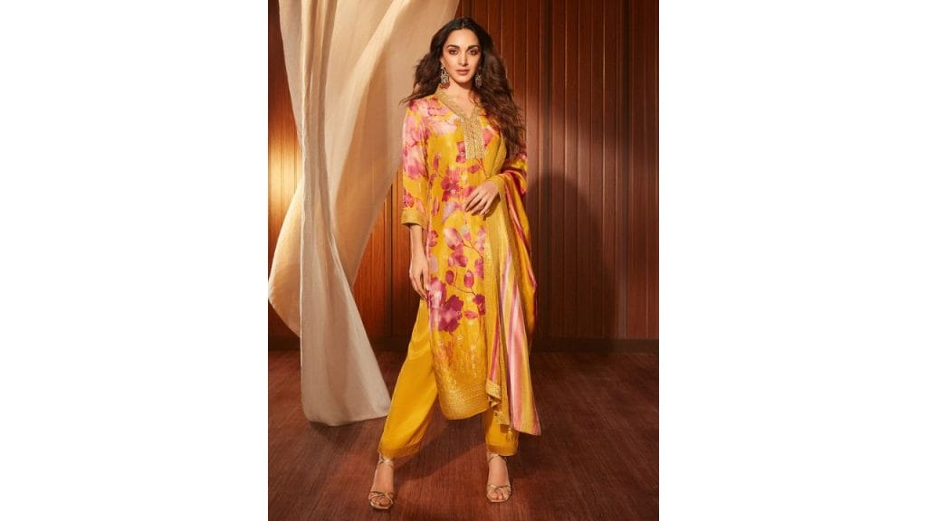 Libas Floral Printed Kurta with Trousers & Dupatta
