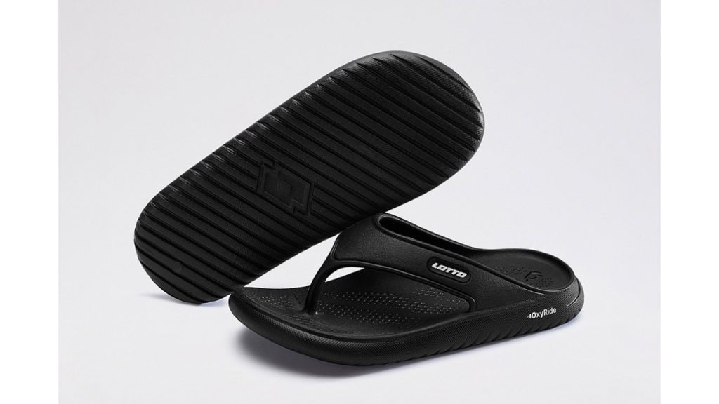 Lotto Women Momentum Black Flip Flops