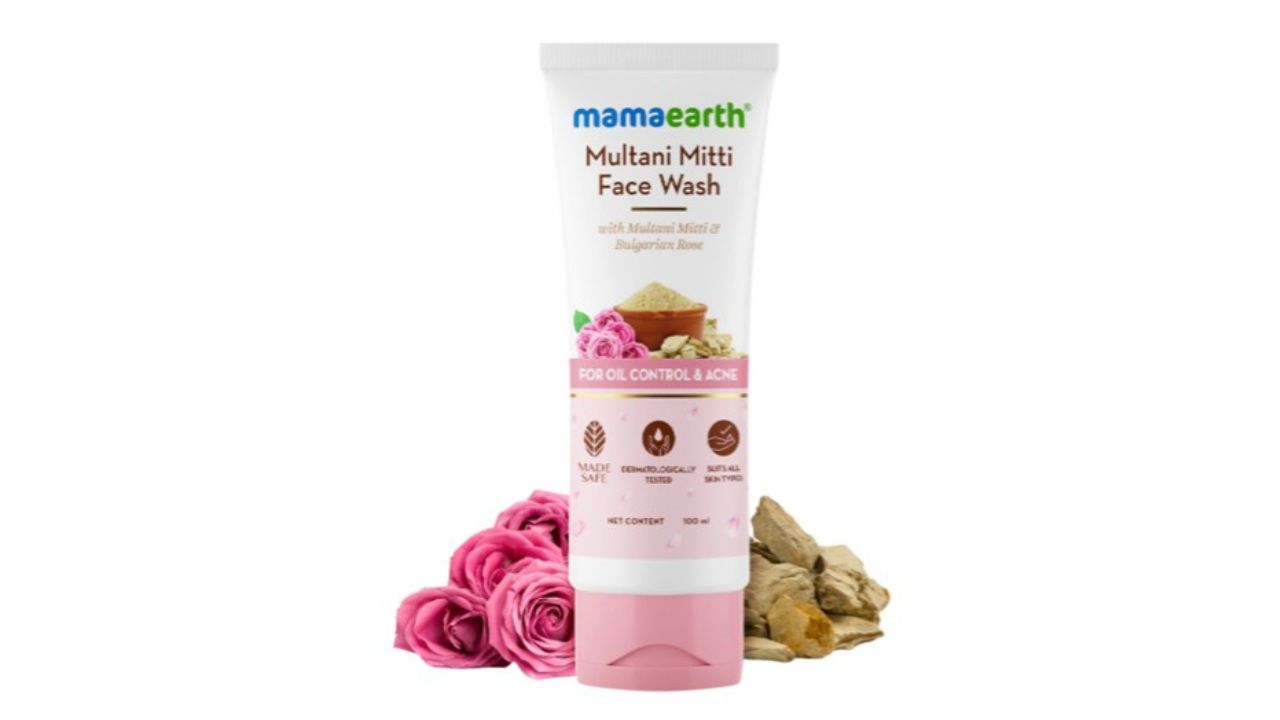 Mamaearth Multani Mitti Face Wash with Bulgarian Rose