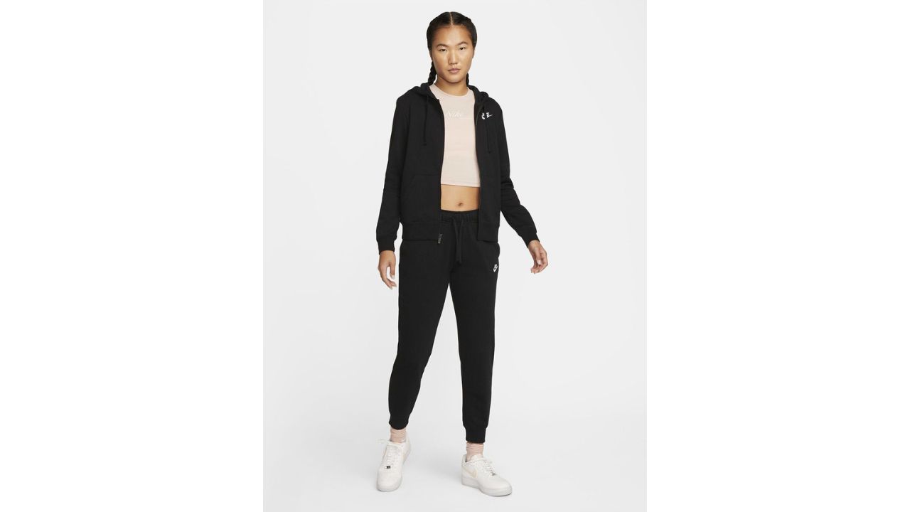 Nike Women Black Sportswear Club Fleece Joggers