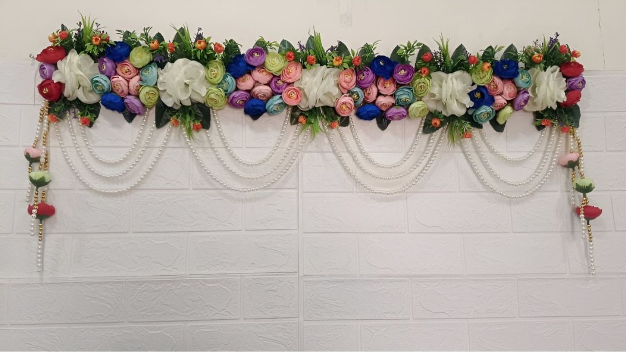 NuttsBandhanwar Green & White Peony Floral Hanging Garlands