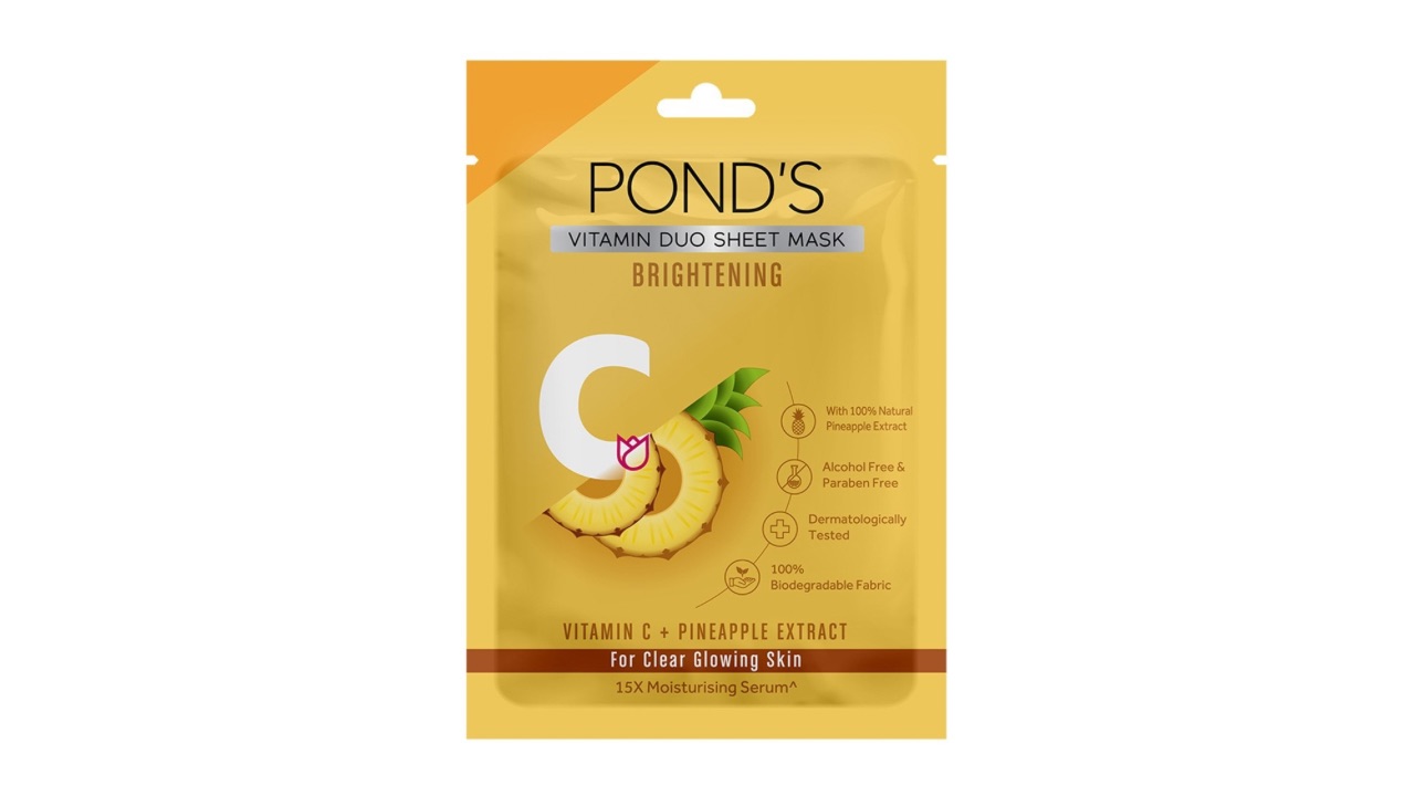 Ponds Vitamin C + Pineapple Extract Brightening Sheet Mask For Clear Glowing Skin 25 ml