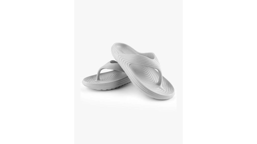 Red Tape Men Thong Flip-Flops