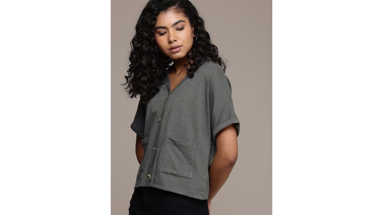 Roadster The Life Co. V-Neck Extended Sleeves Knitted Top