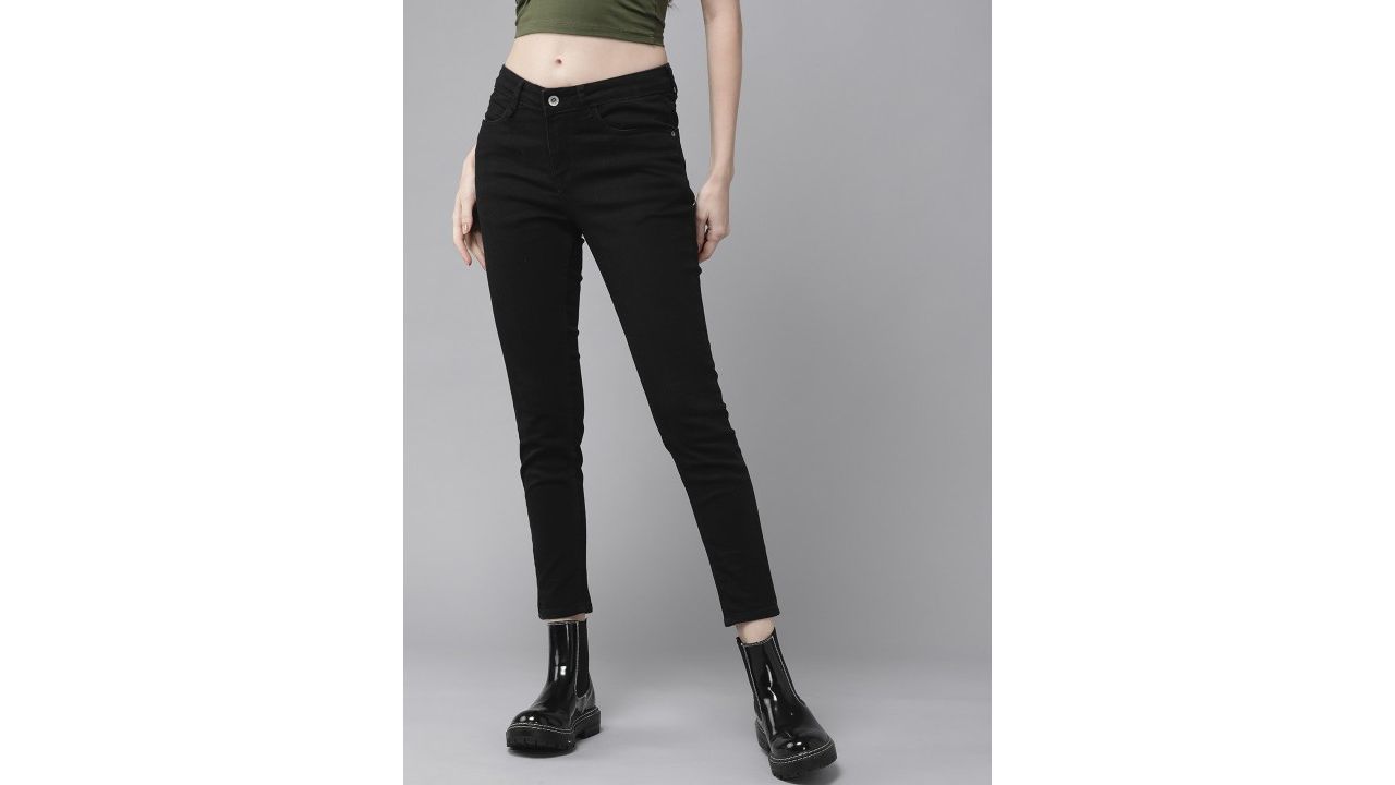 Roadster The Lifestyle Co Women Black Skinny Fit Mid-Rise Clean Look Stretchable Jeans