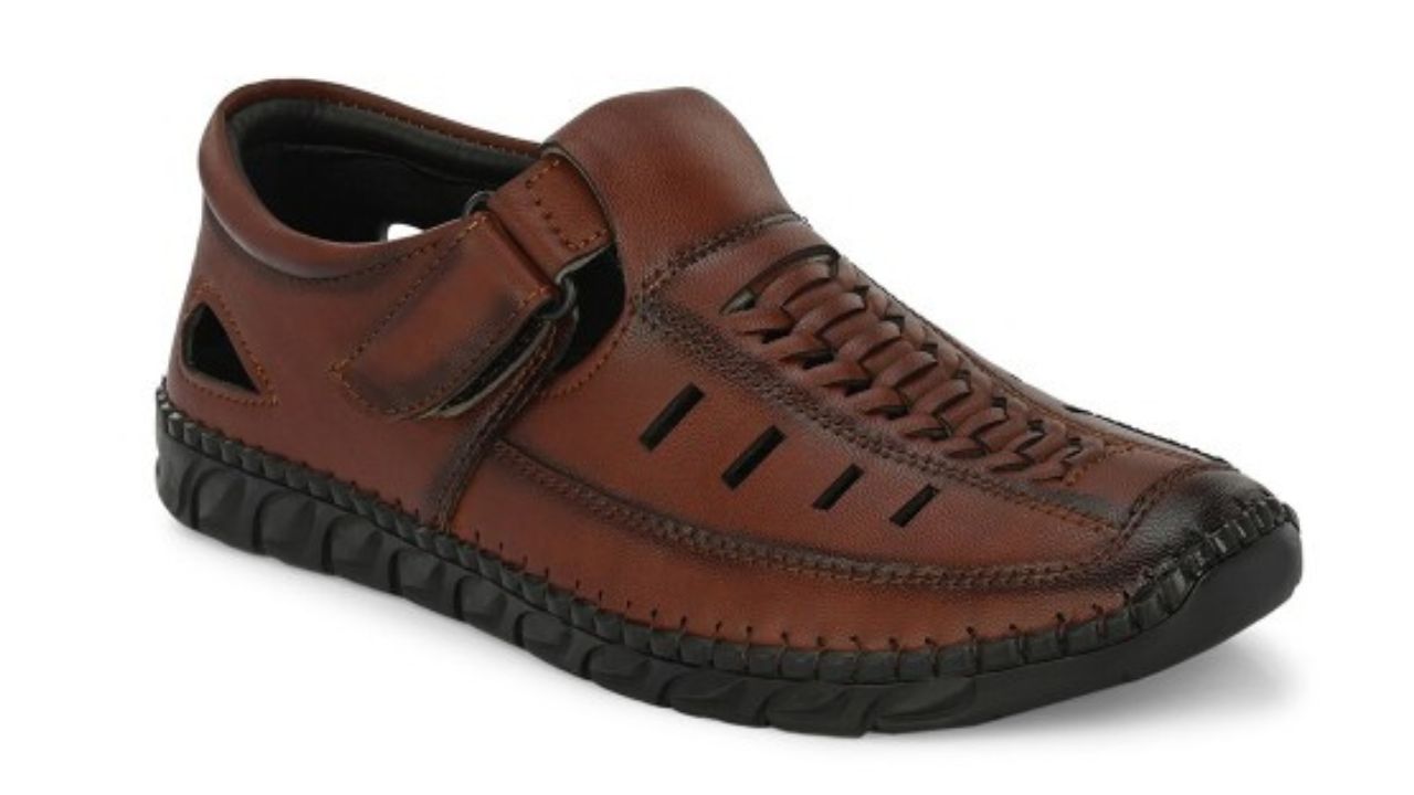 Roadster The Lifestyle Co. Men Textured Laser Cut Shoe-Style Sandals