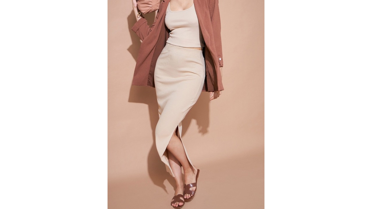 SASSAFRAS BASICS Pencil Midi Skirt