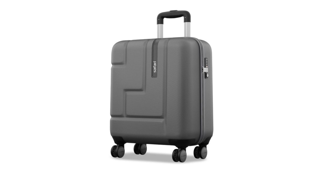 Safari Aviator Gun Metal Overnighter Trolley with Laptop Compartment and TSA Lock 50cm