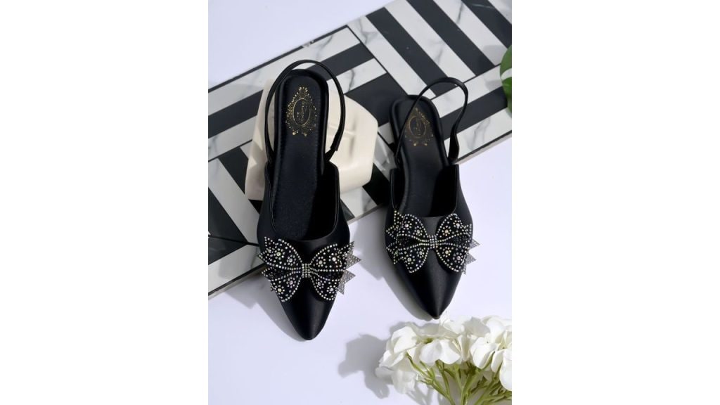 Shoetopia Women Embellished Party Mules Flats