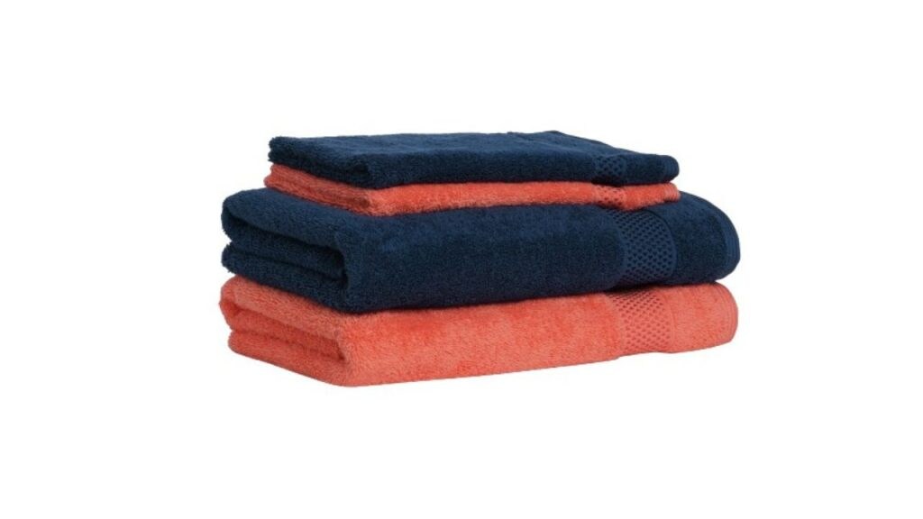 Spaces Red & Blue Cotton Towel Set
