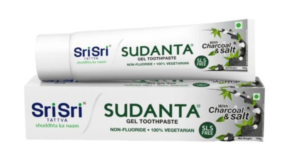 Sri Sri Tattva Gel Toothpaste With Charcoal & Salt