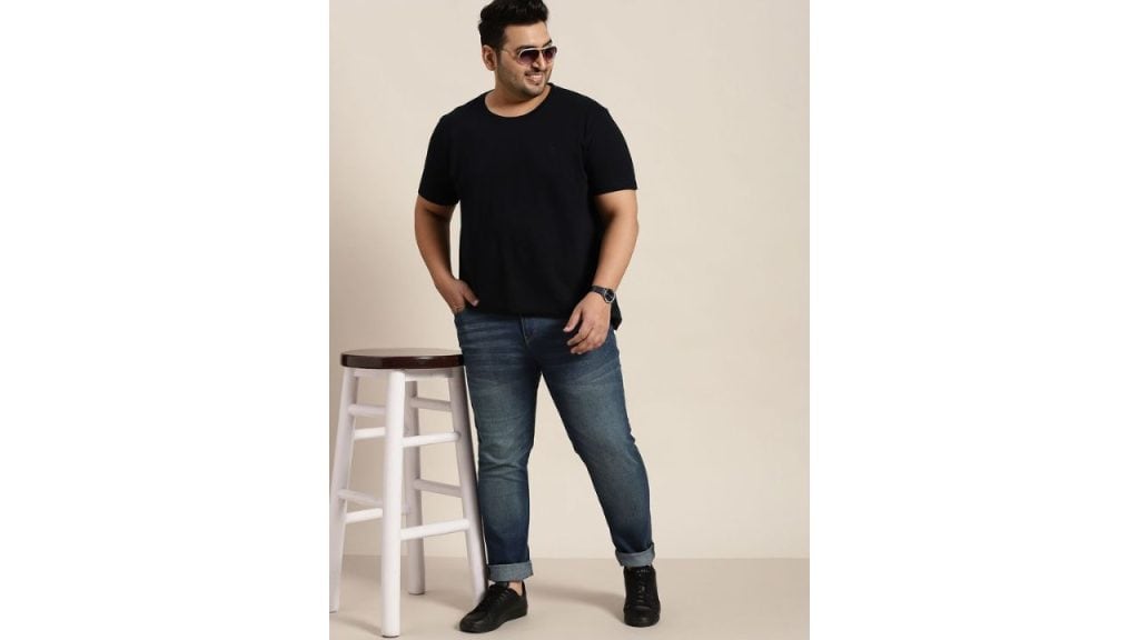 Sztori Men Plus Size Blue Slim Tapered Fit Light Fade Stretchable Jeans