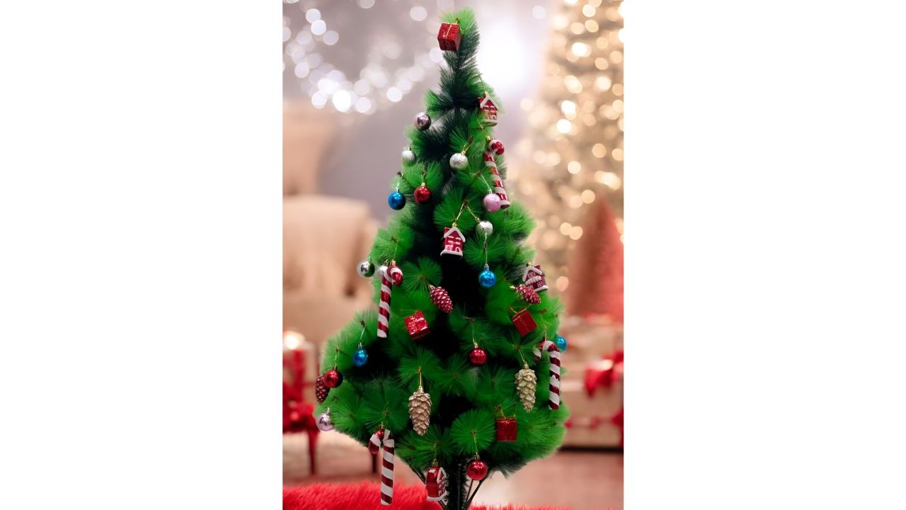 TAYHAAChirstmas Dcor Green & Red 34 Pieces Christmas Tree Festive Decors