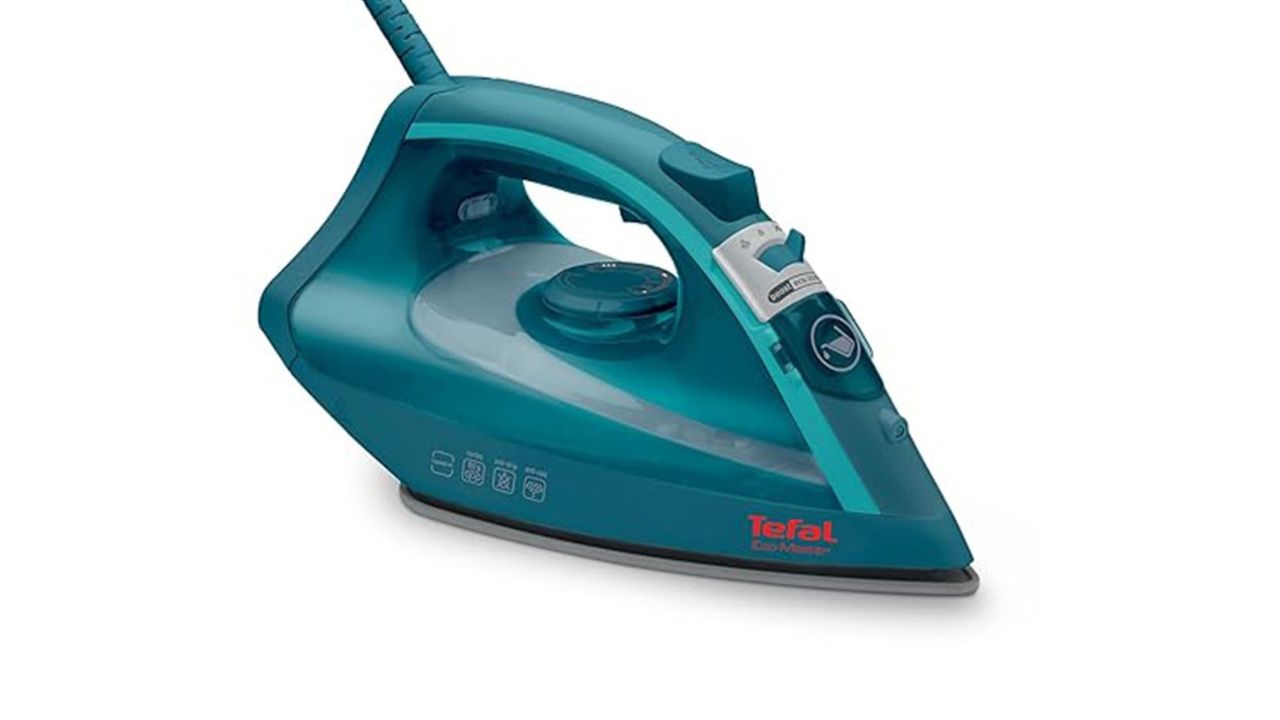 TefalBlue Plastic Temperature Control Steam Iron-1800W