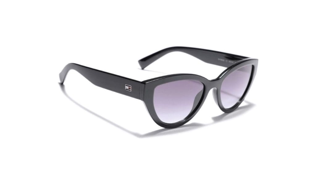 Tommy HilfigerWomen Cateye Sunglasses with UV Protected Lens C1 54 S