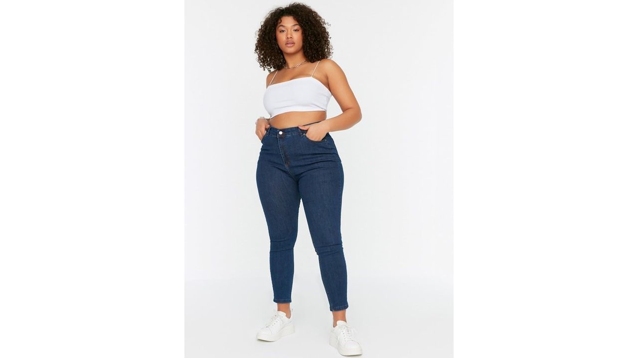 Trendyol Women Plus Size Blue Jeans