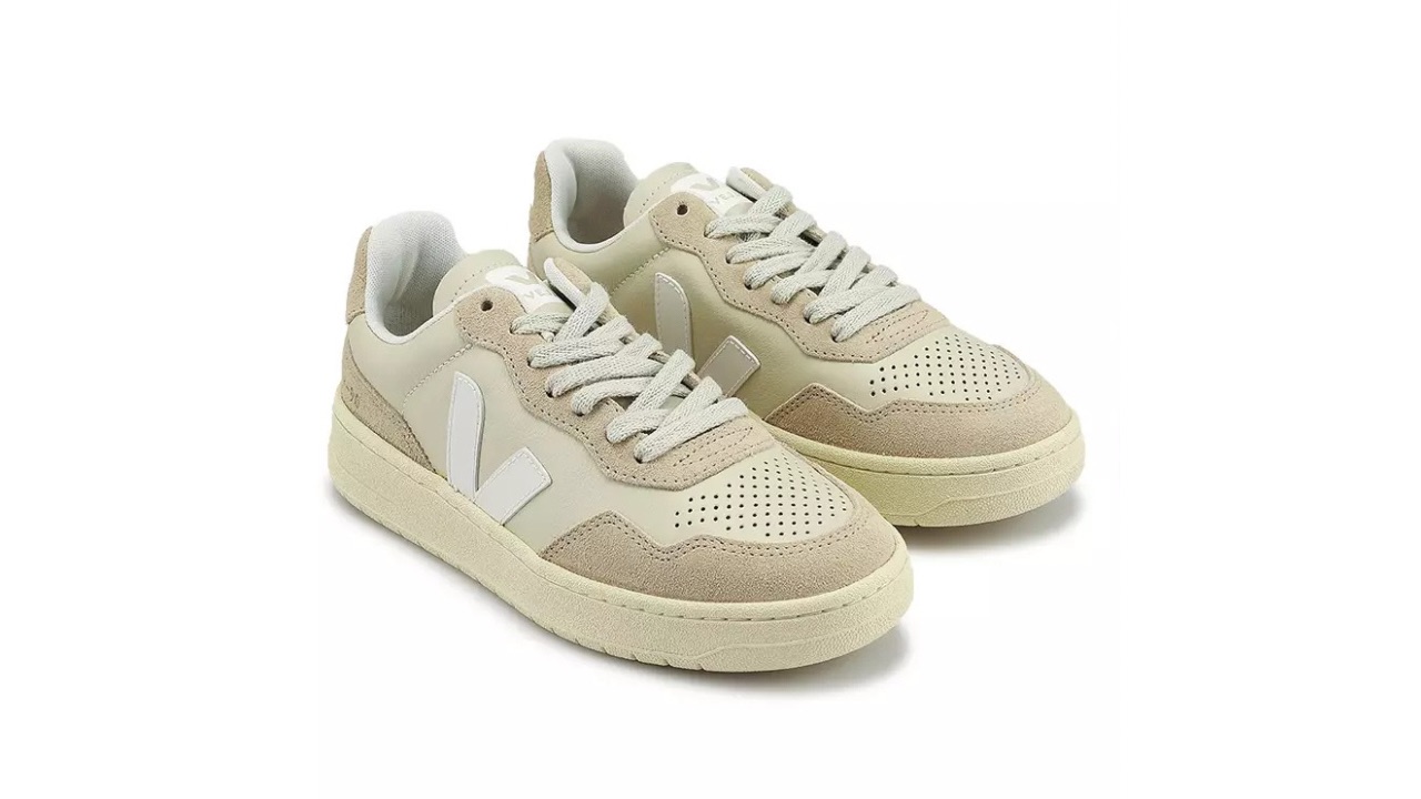 Veja V-90 O.T. Leather Sneakers