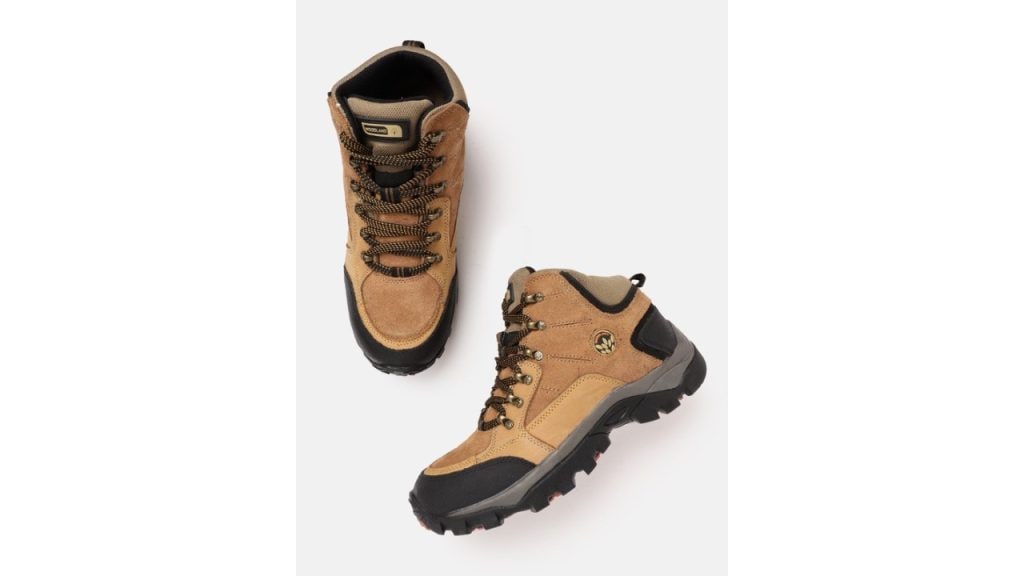WoodlandMen Nubuck Leather Mid-Top Trekking Shoes