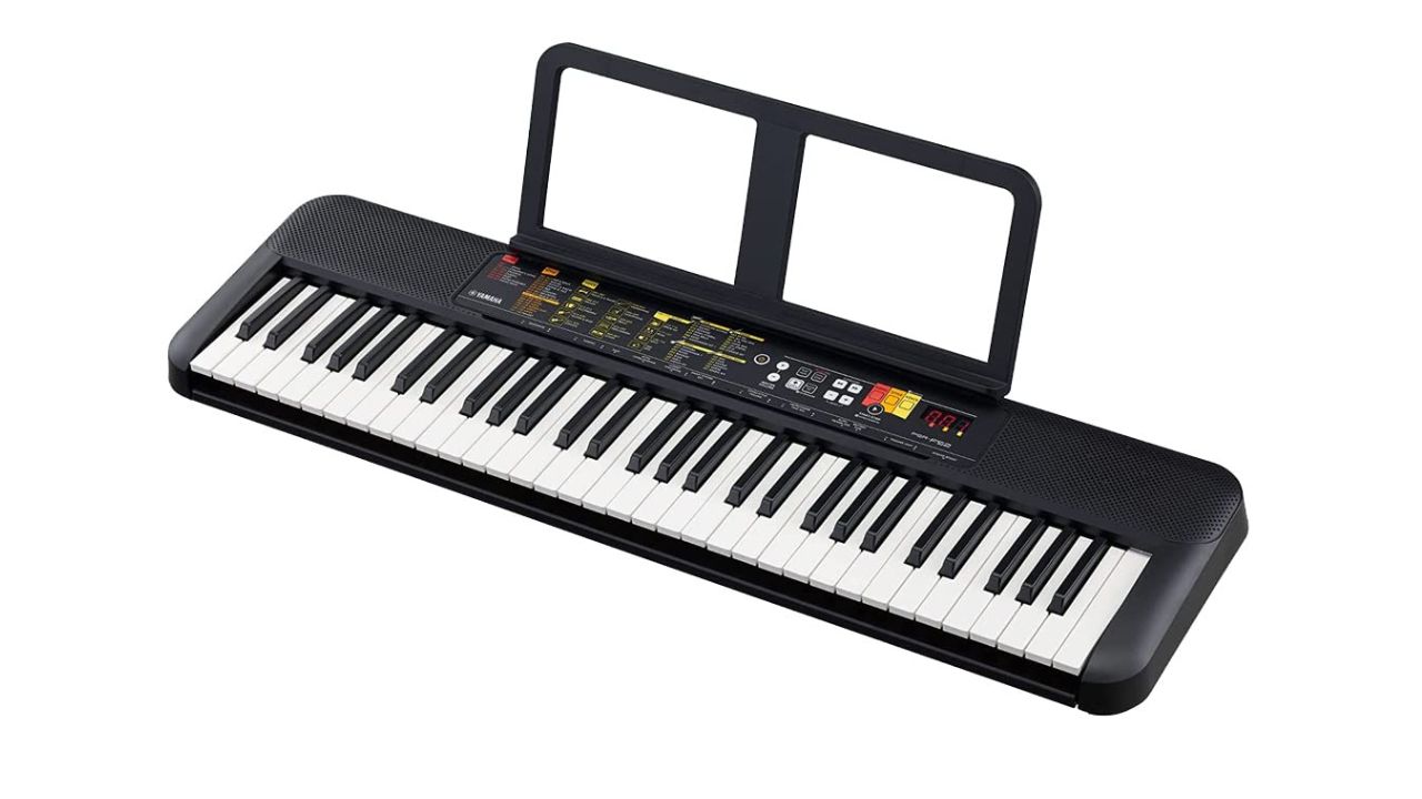 Yamaha PSR-F52 Digital Keyboard