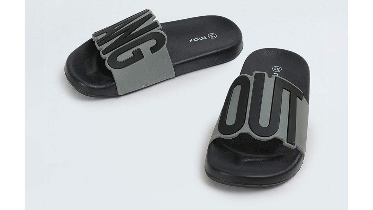 max Boys Printed Round Toe Sliders