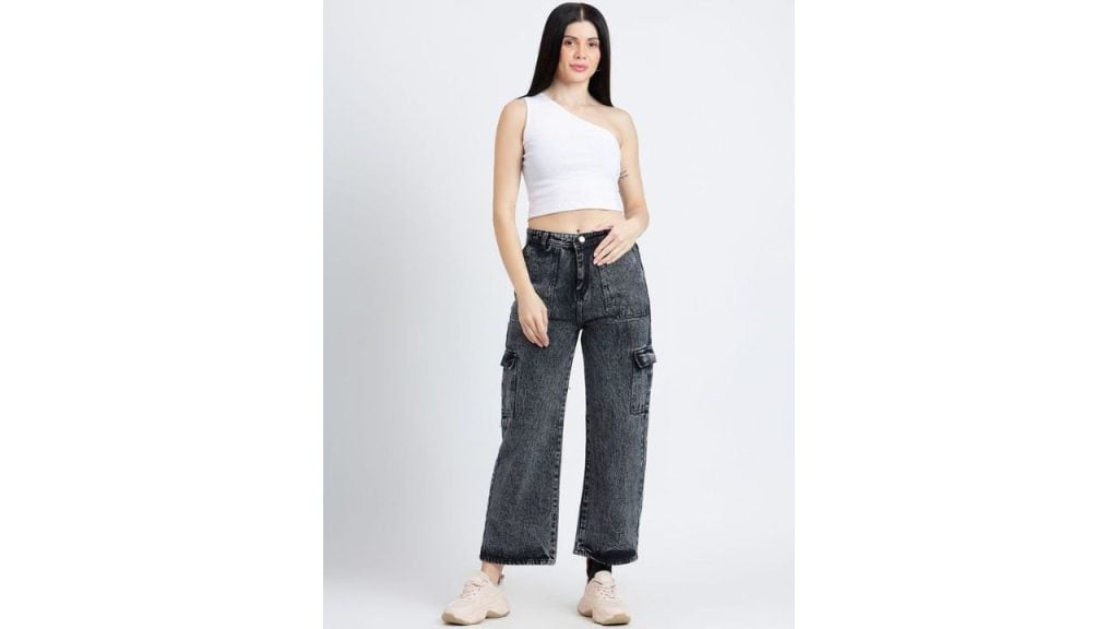 AC CREATION Women Straight Fit High-Rise Highly Distressed Jeans