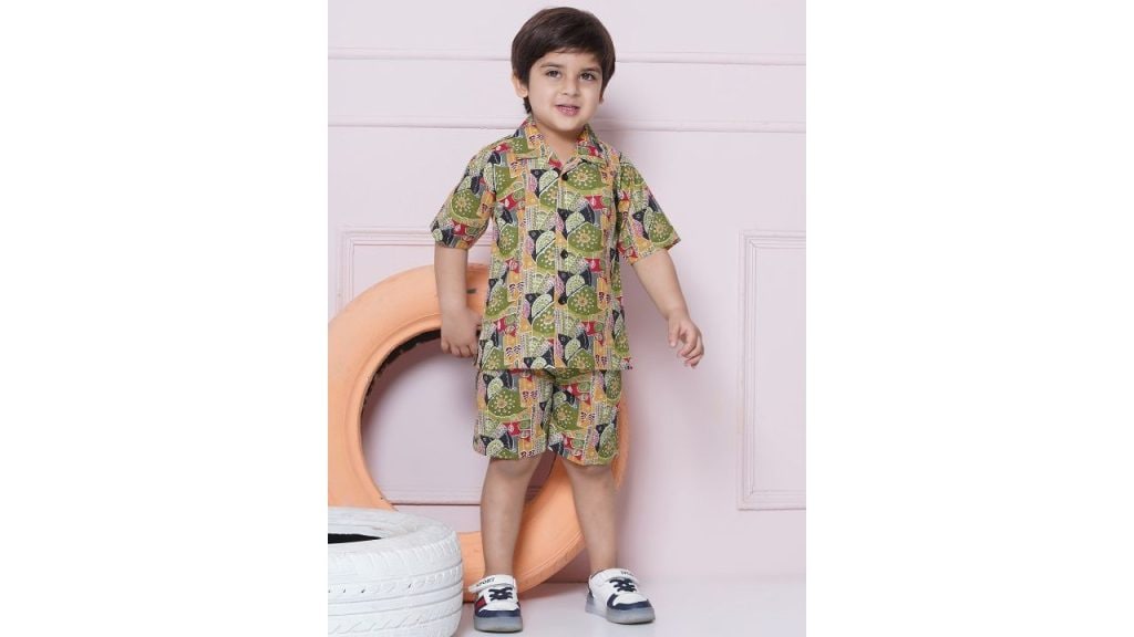 Aj DEZInES Boys Printed Pure Cotton Clothing Set
