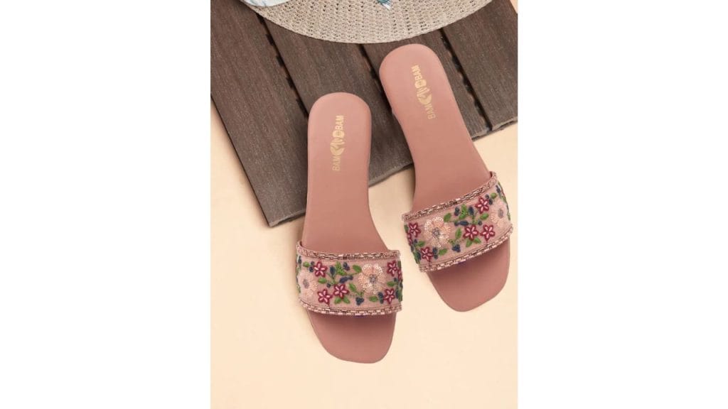 Bambam Women Flats Sandal