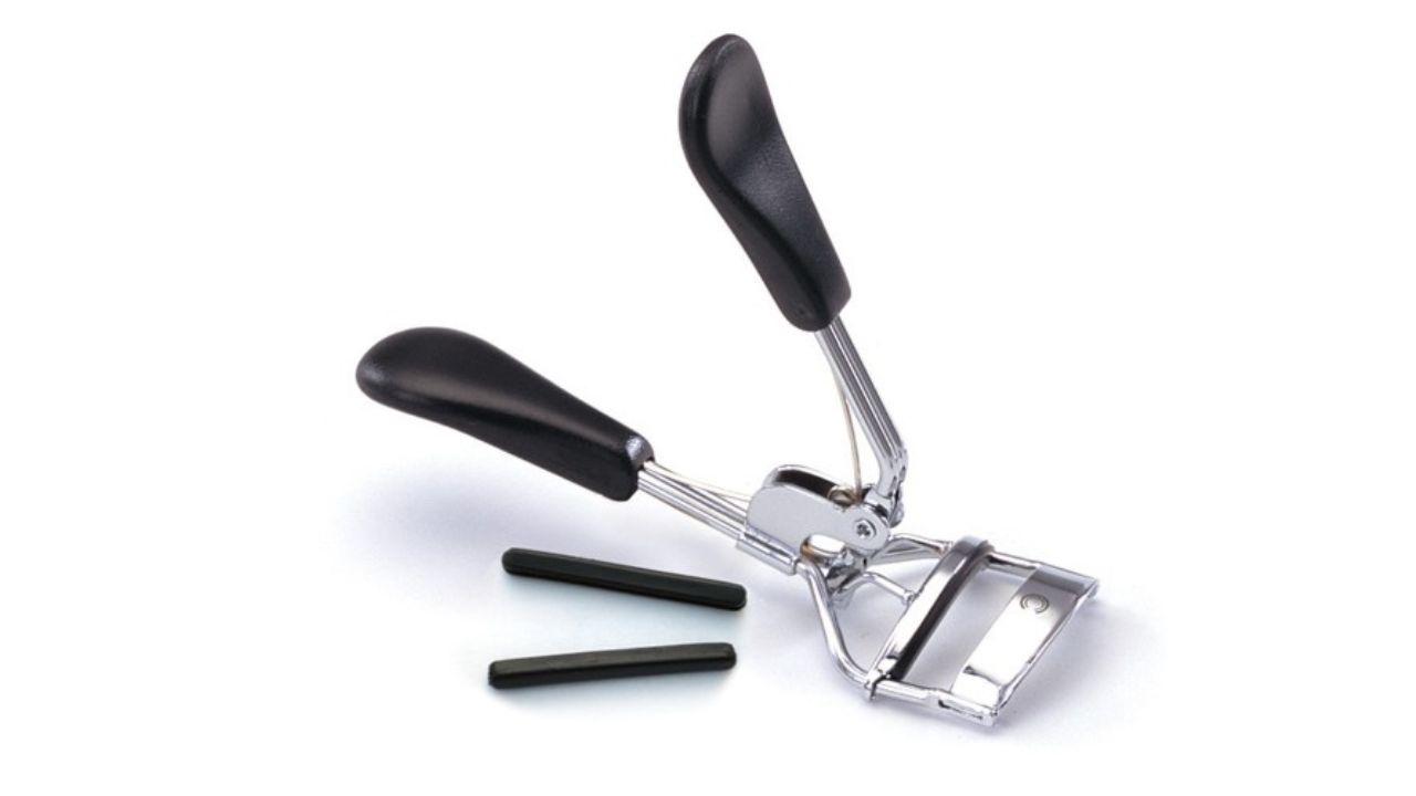 Basicare Ergonomic Eyelash Curler With Black Plastic Handles