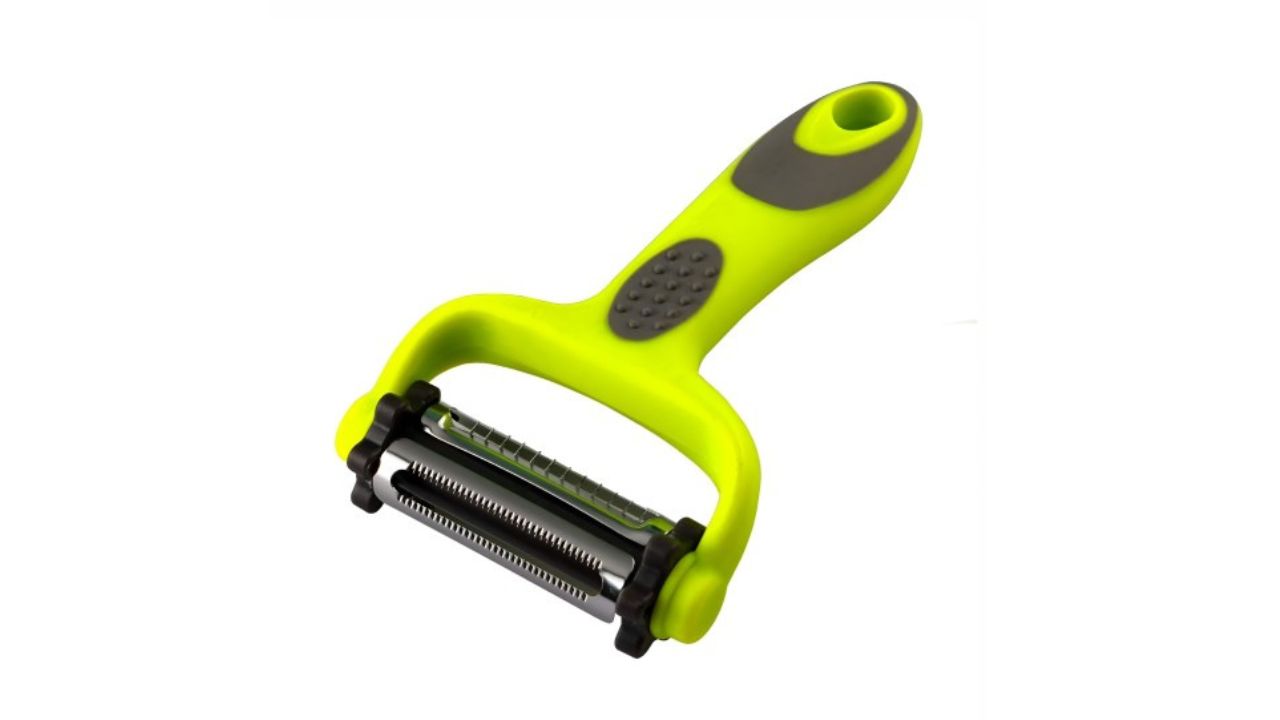 Baskety Green 3 in 1 Vegetable Peeler With Non Slip Handle