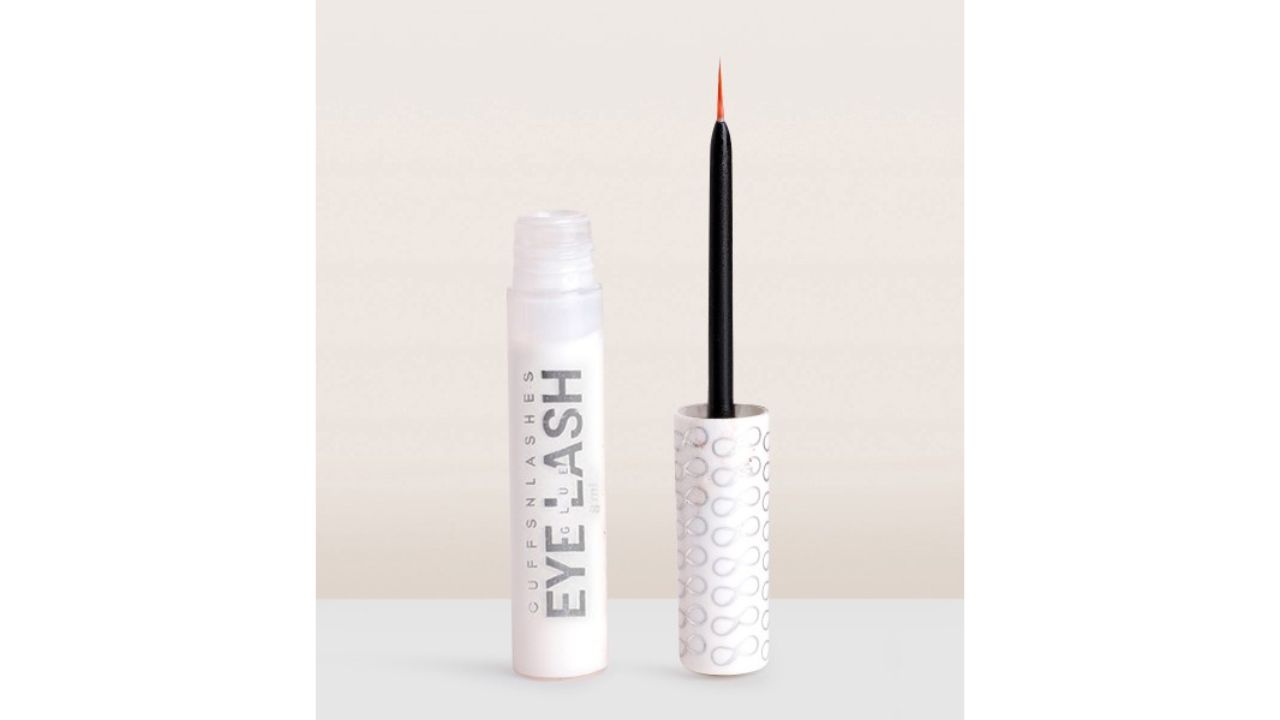 CUFFS N LASHES Eyelash Glue-8ml - White