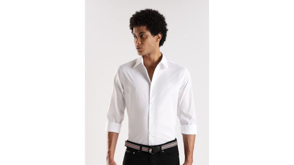 Calvin Klein Jeans Men Slim Fit Solid Spread Collar Formal Shirt