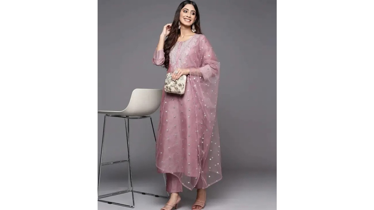 DISHWA FASHION Women Chanderi Kurta Pant Dupatta Set