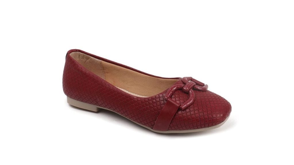 DressBerryWomen Textured Ballerinas with Buckles