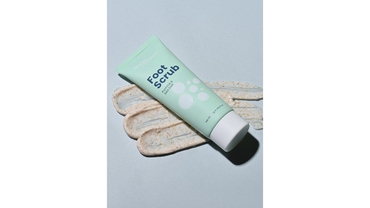 Earth Rhythm Foot Scrub With Pumice & Sea Salt - 100g