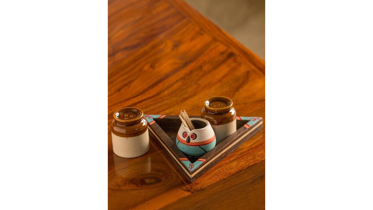 ExclusiveLane Brown Desert Owl-Jar Salt & Pepper Shaker Set with Toothpick Holder Tray