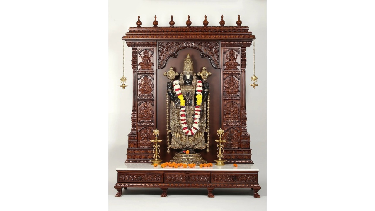 Exotic IndiaBrown Tirupati Balaji Religious Wooden Idol Showpiece