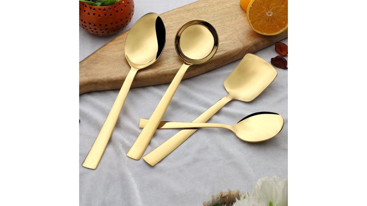 FNS4 Pieces Golden Rust Proof Cutlery