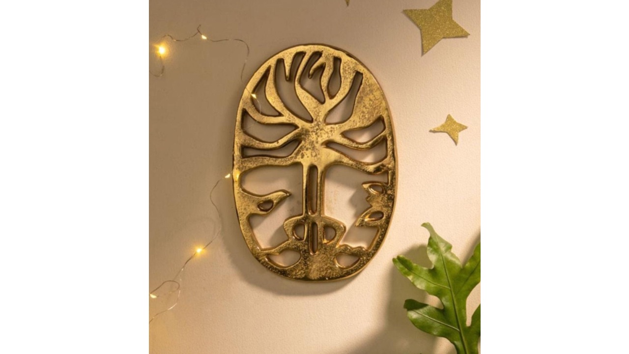 FREEDOM TREEMoon Flower Gold-Toned Textured Freedom Tree Trivet