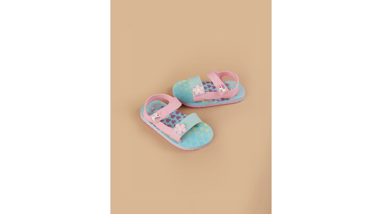 Fame Forever by Lifestyle Girls Printed Open Toe Flats