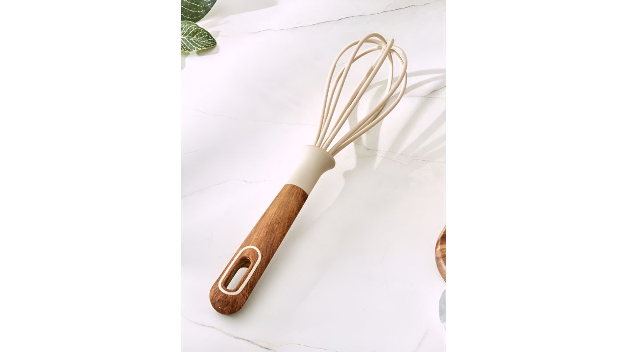 Home CentreChefs Pride Cream-Colored & Brown Textured Cerro Whisk