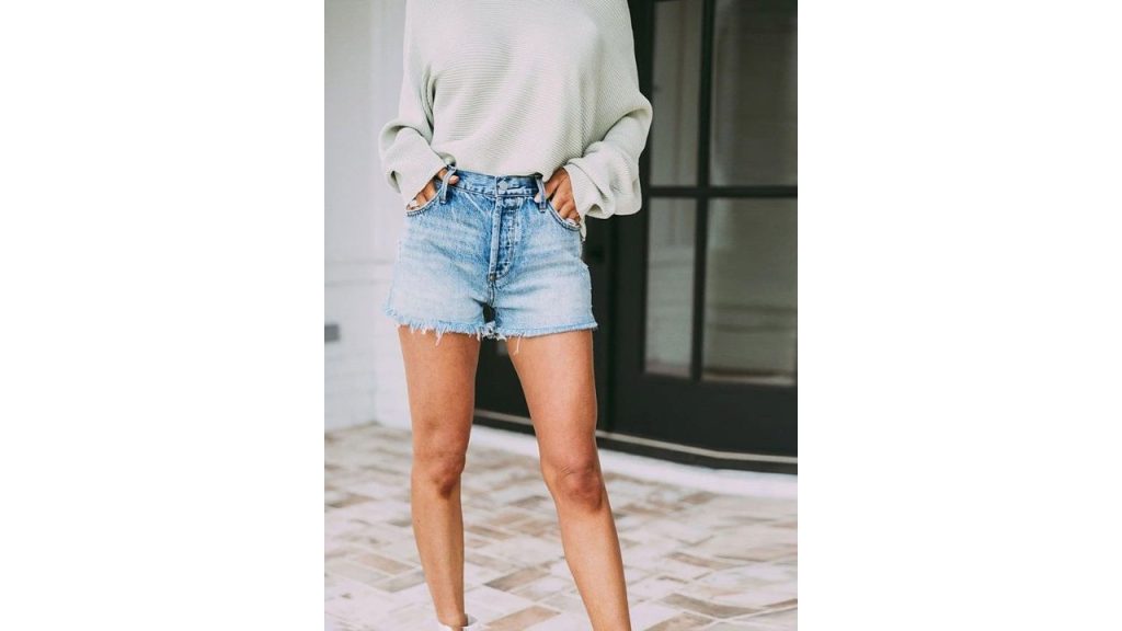 LULU & SKY Women Mid-Rise Cotton Denim Shorts